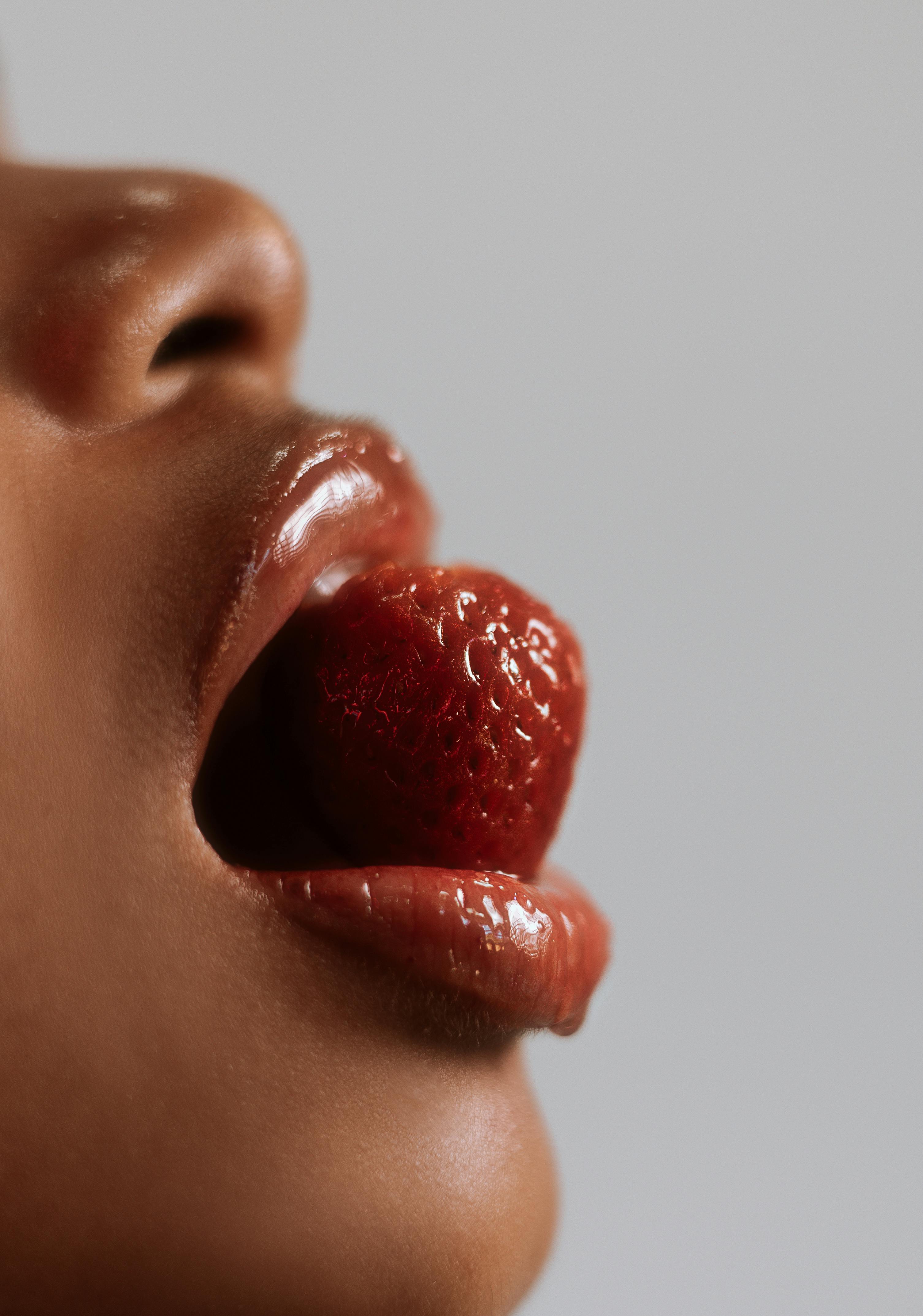 Kiss & Care Collection